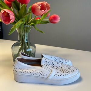 White Vionic slip ons